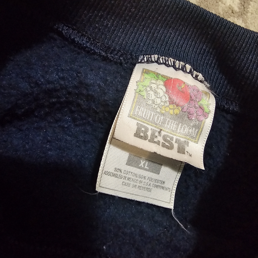 Vintage Fruit Of The Loom Boston Massachusetts Graphic Sweater - Picture 4 of 4